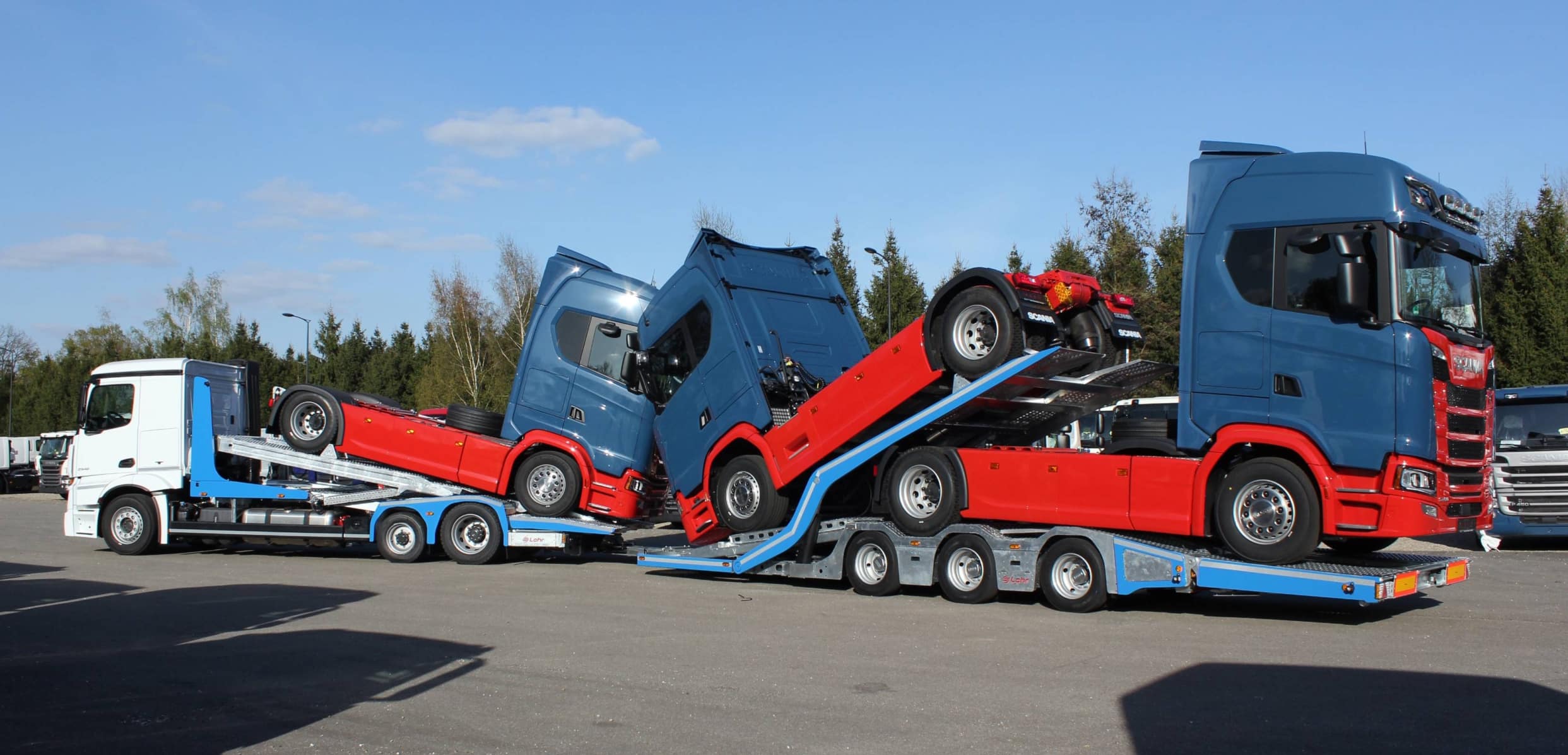 Convoi porte-voitures LOHR Automotive