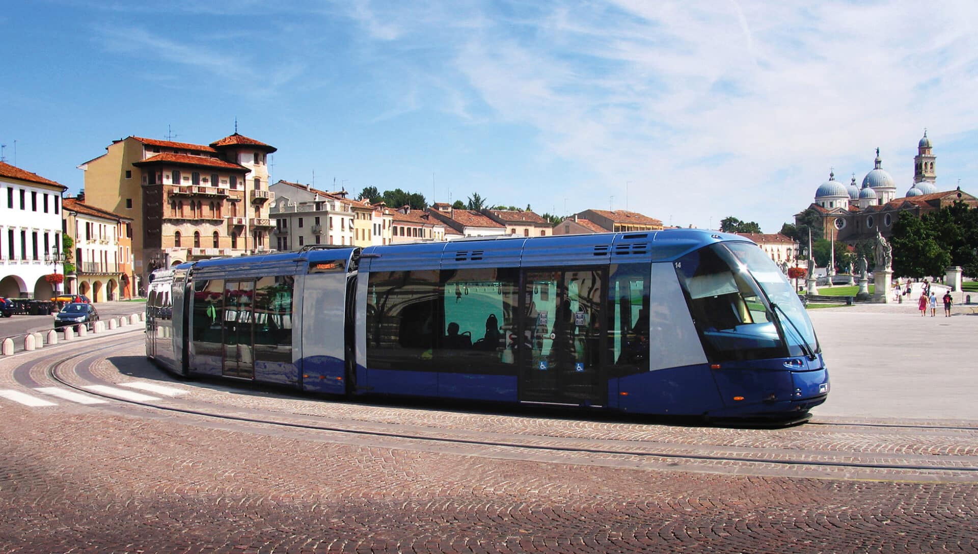 Tramway TRANSLOHR Padova, Italie - copyright image © HAIKU DESIGN - Alstom