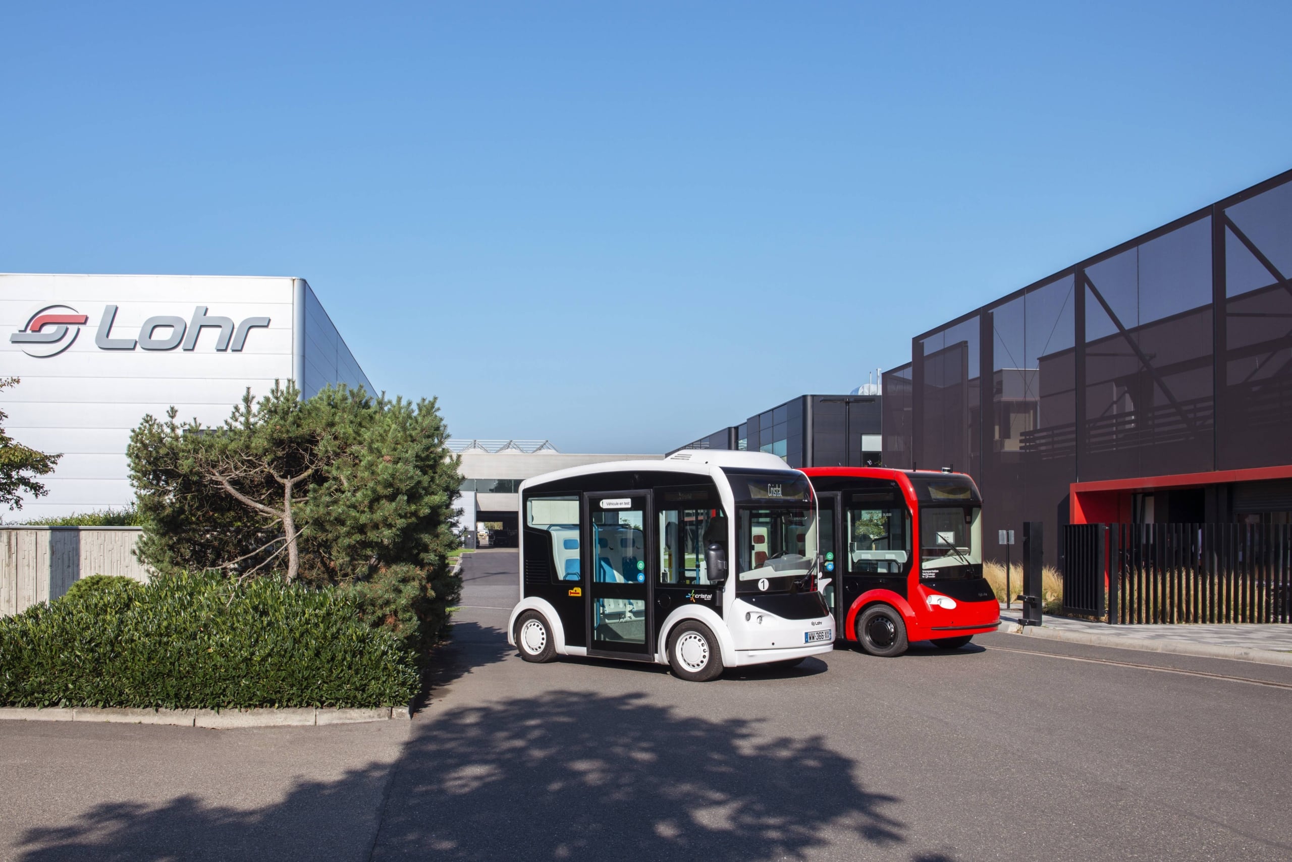 CRISTAL, modular urban public transport shuttle - copyright image © HAIKU DESIGN - LOHR