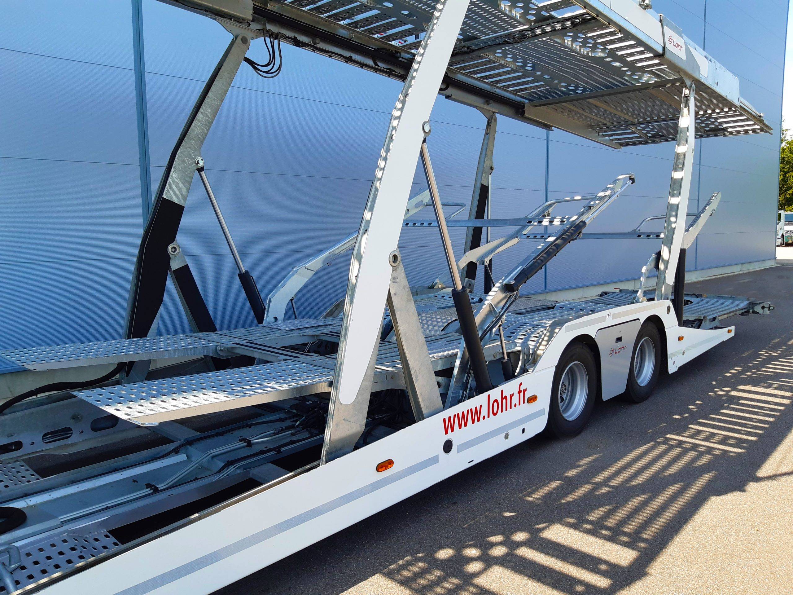 LOHR Automotive car transporter