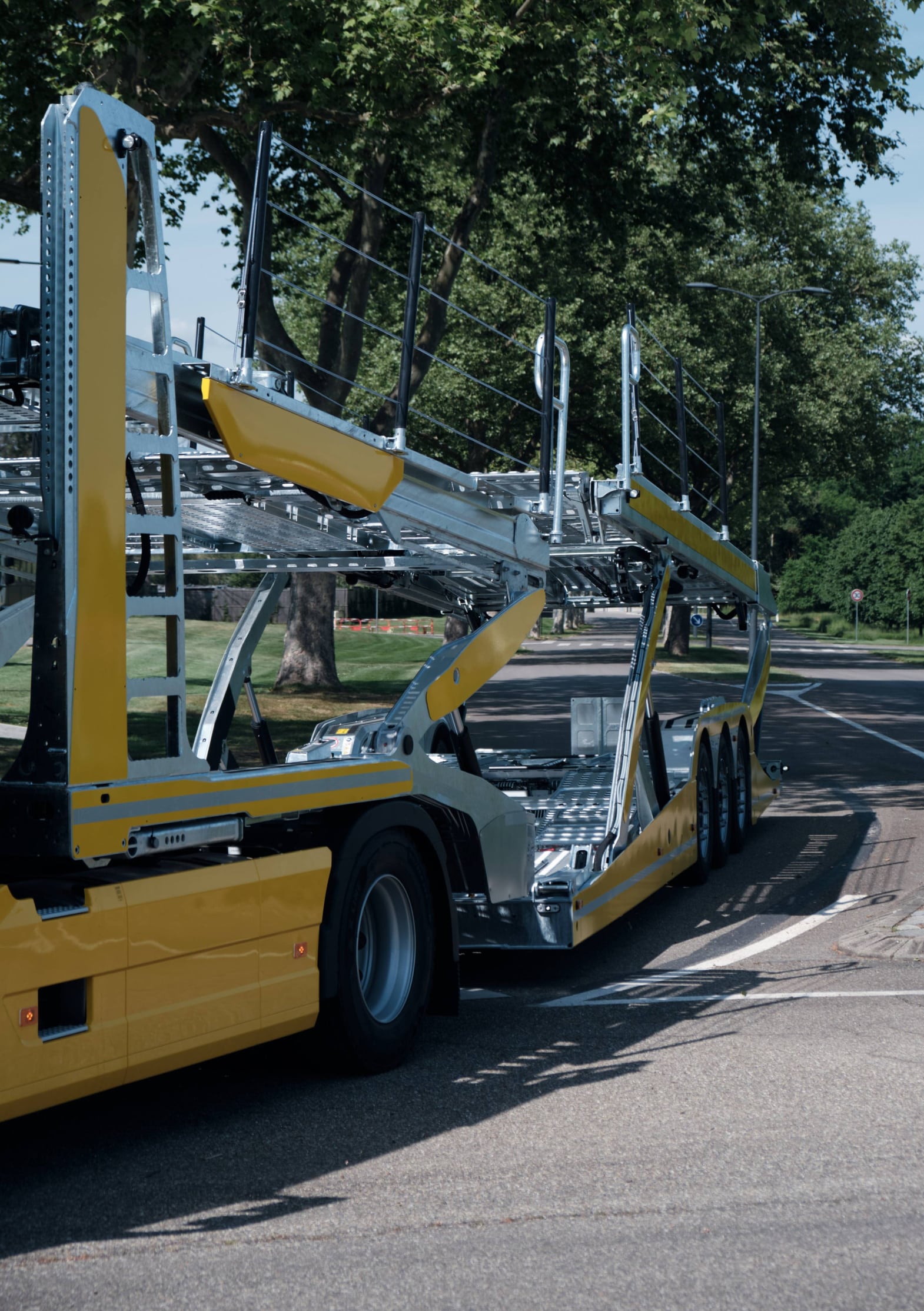 LOHR Automotive car transporter